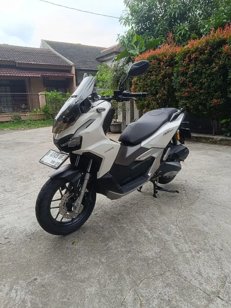 Honda adv 160 cbs 2024 mulus