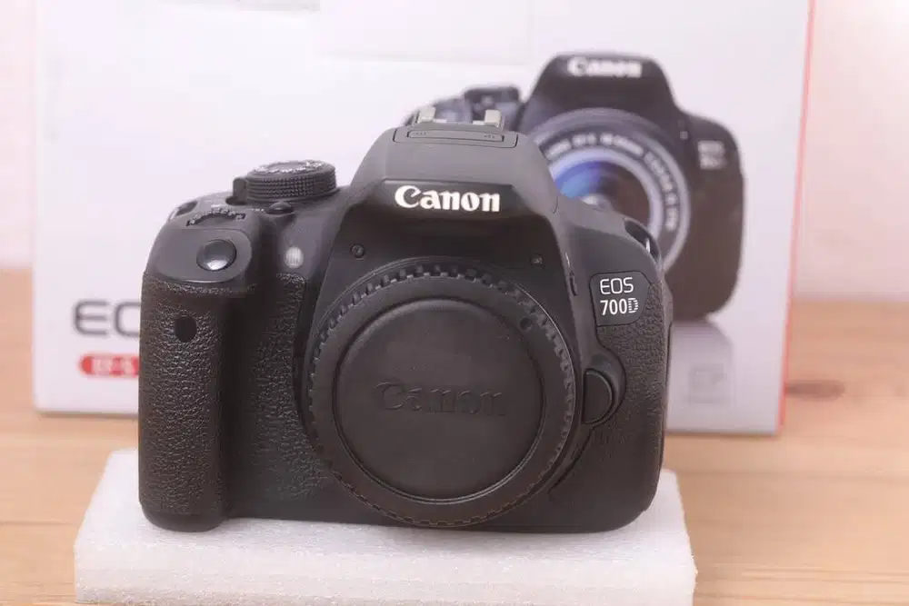 Canon 700d Body Only