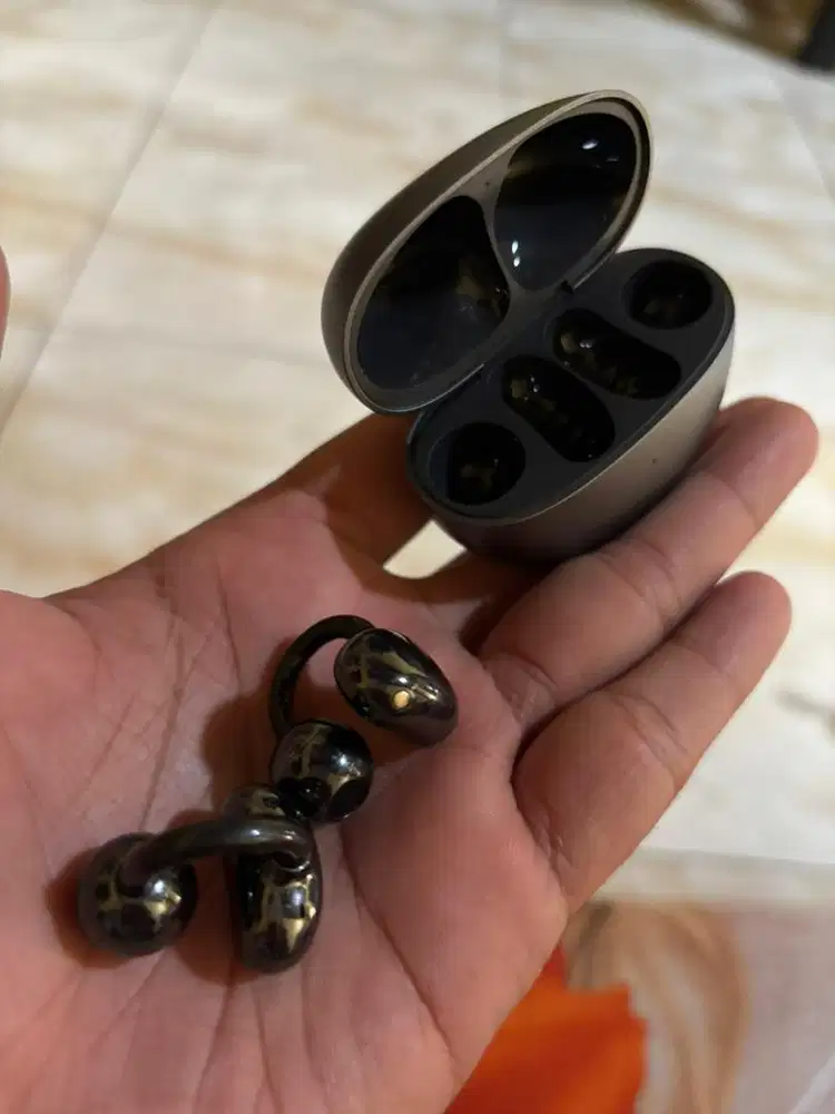 Huawei freeclip like new jarang pakai like new