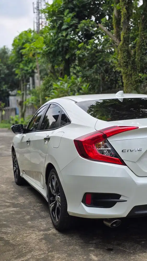 Honda Civic 2016 Bensin