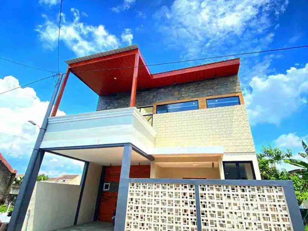 rumah mewah di perumahan cluster Solo baru area