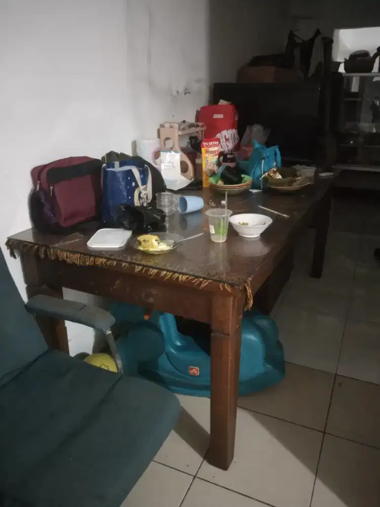 Jual murah meja makan besar