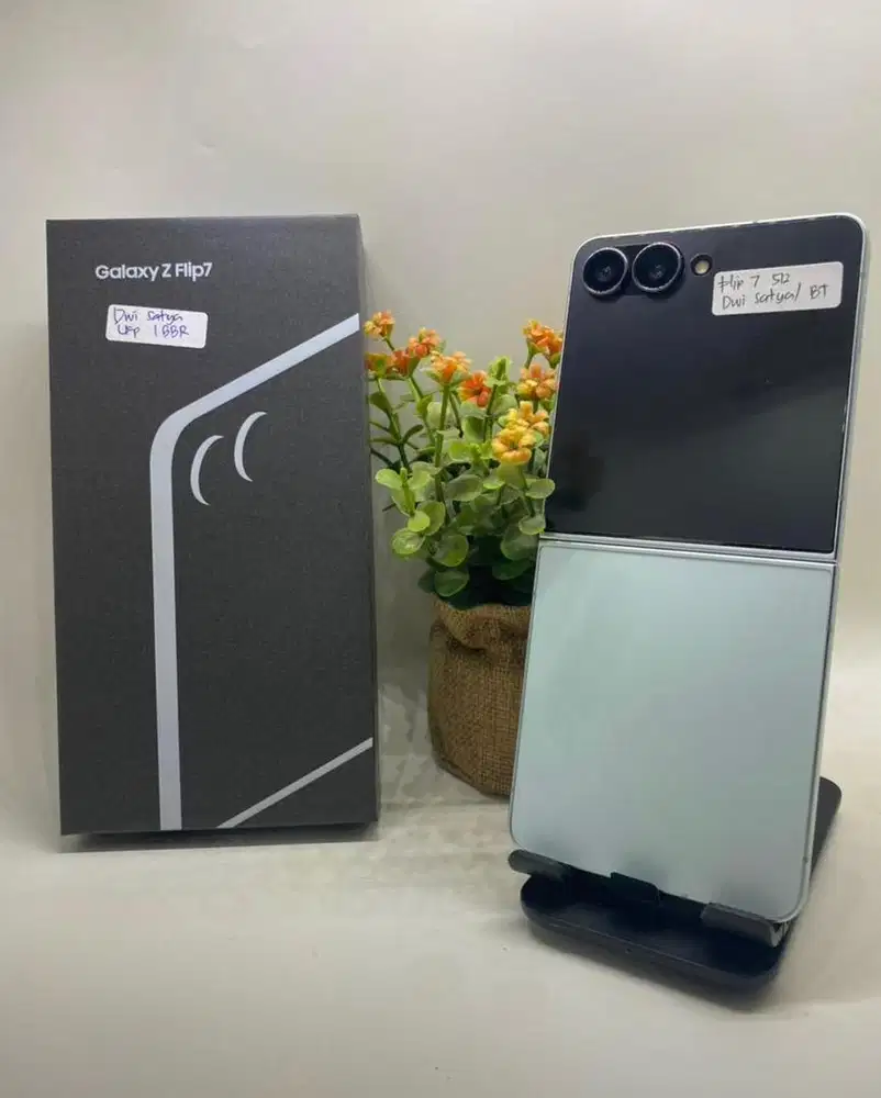SAMSUNG Z FLIP 7 5G, 12/512GB, SEIN, MINT