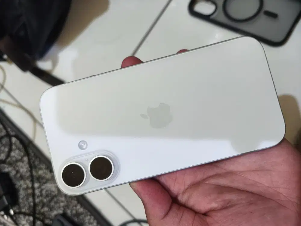 iPhone 16. 128 GB. iBox