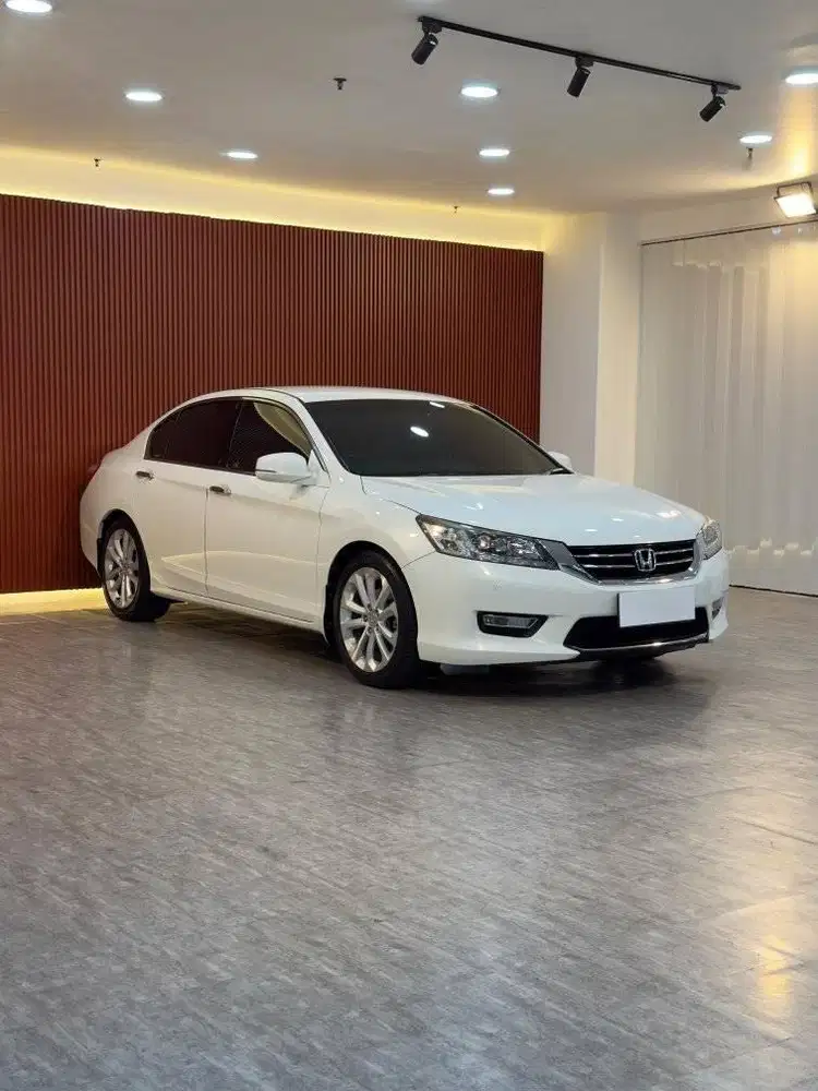 Honda Accord VTiL 2.4 AT Tahun 2014