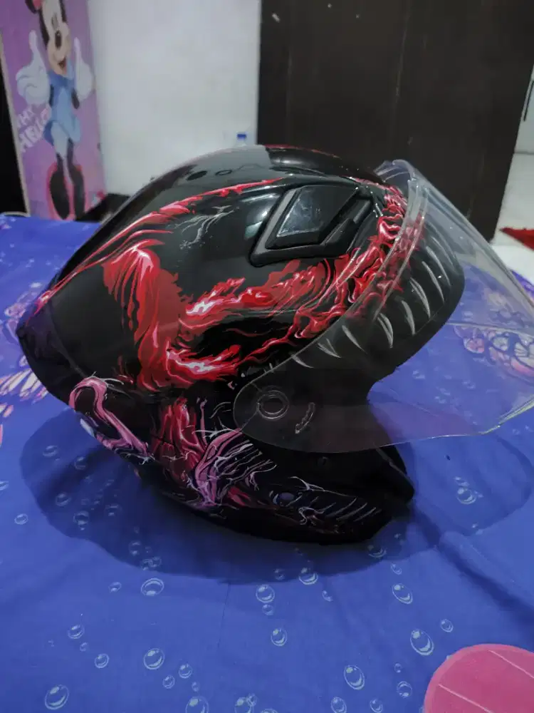 Helm HRV Carnage