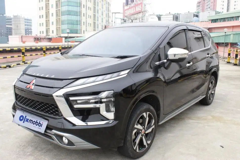 TDP 12JT Mitsubishi Xpander 1.5 Ultimate Bensin-AT Hitam 2022