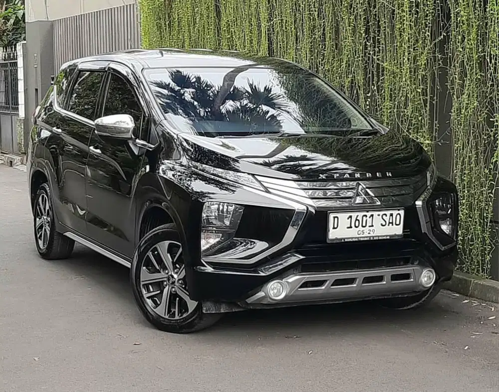 XPANDER ULTIMATE 1.5 AT 2019 KM 76rb RECORD MITSUBISHI BANDUNG