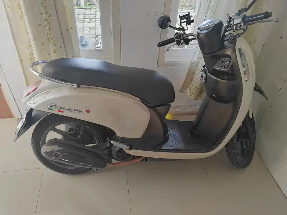 Dijual santai scoopy fi 2016