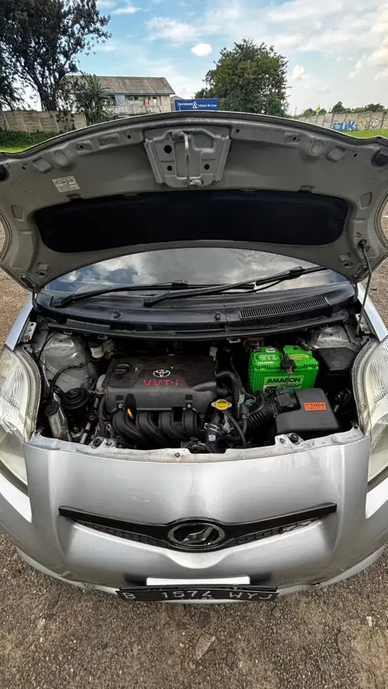 Toyota Yaris 2011 Bensin