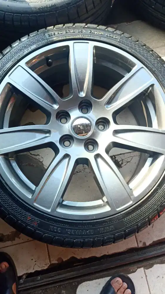 Vos 18 x 8 in  hole 5 pcd 114,3