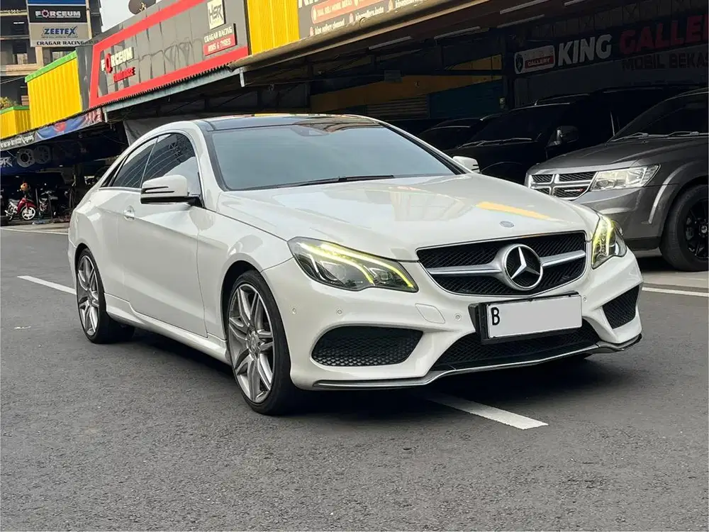 BERGARANSI!! MERCY E250 COUPE 2.0 AT PUTIH 2013