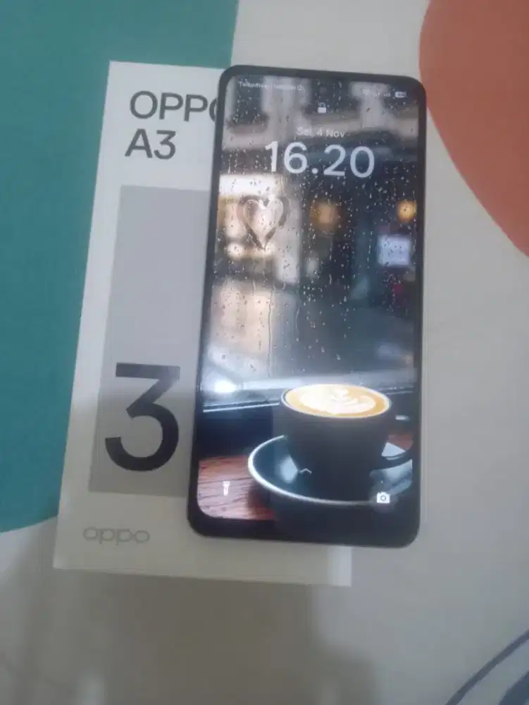 oppo A3 8/128gb white