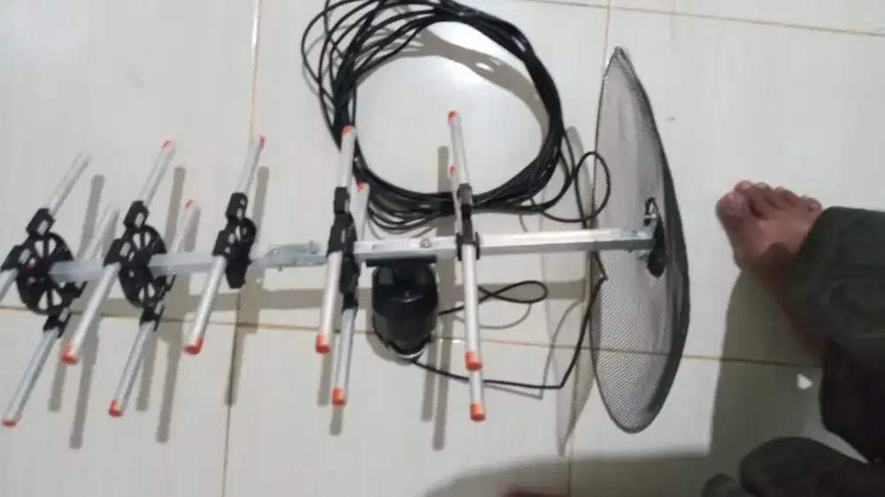 Antena TV dan Boster masih bagus tinggal pakai