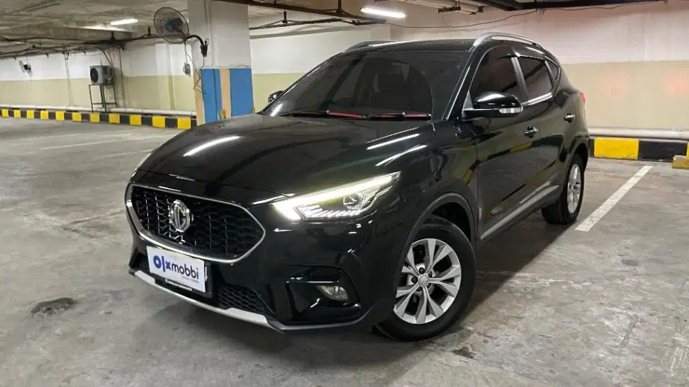 Like New TDP 9JT MG ZS 1.5 Ignite Bensin-AT 2022 Hitam