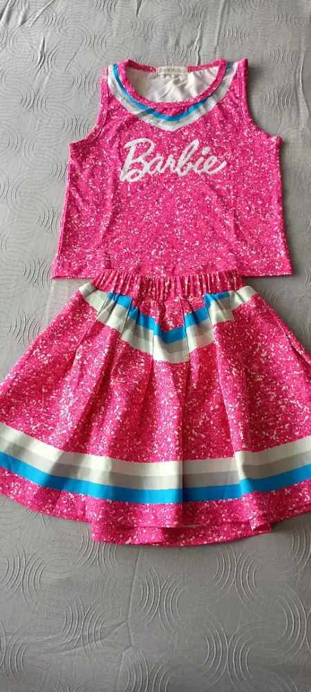 Preloved setelan anak barbie umur 5-6thun