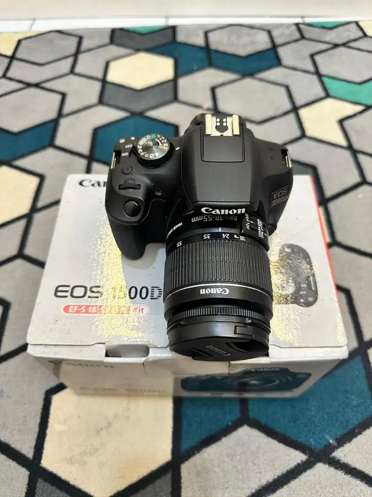 Canon 1500D like new