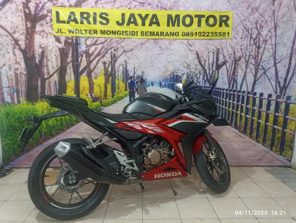 CBR 150 tangan pertawa
