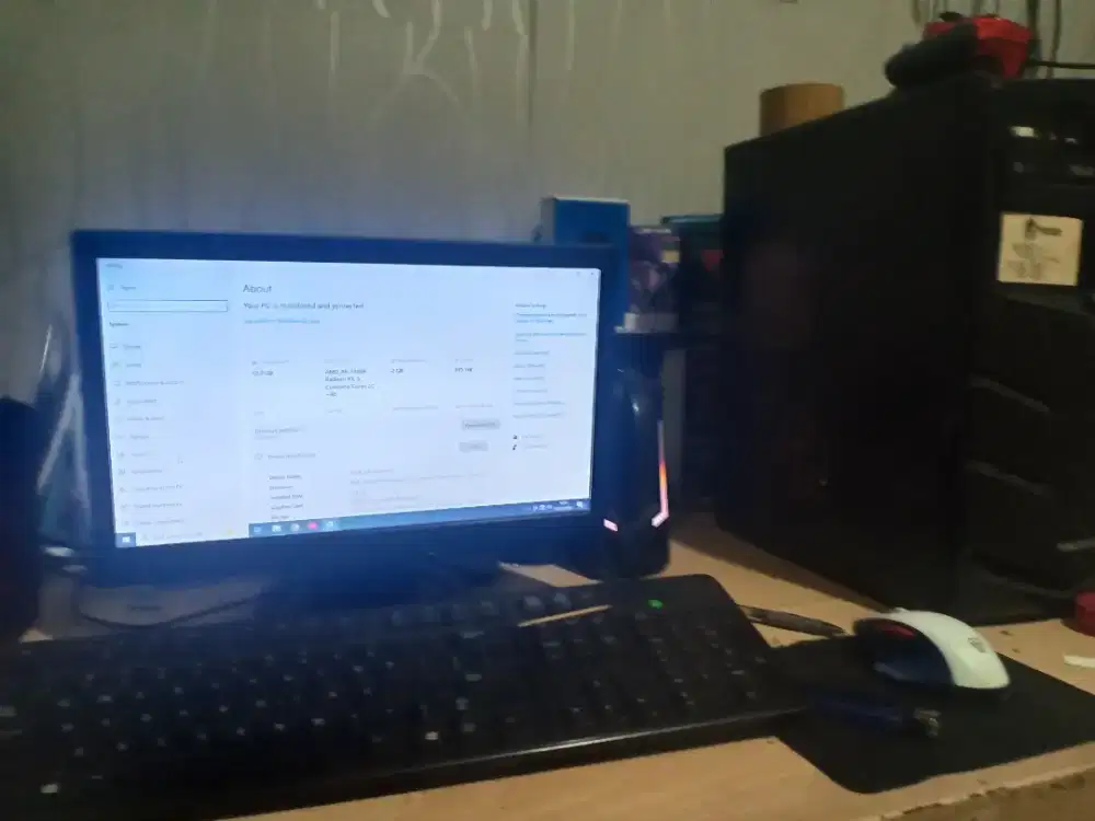 PC Gaming satu set Cpu monitor