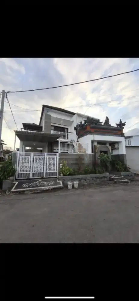 For sale rumah cantik 2lt kaw strategis tk citarum renon jl6metet