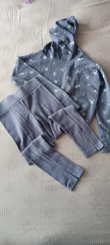 Preloved setelan anak size 4-5 tahun murah