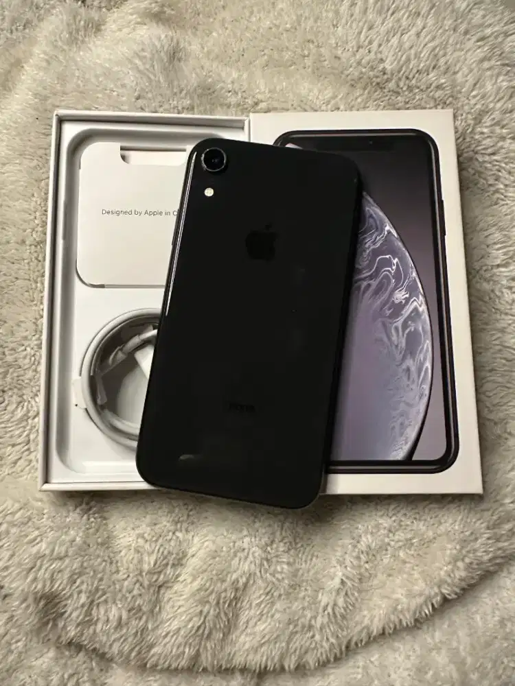 IPHONE XR BLACK 64GB IMEI REGIST