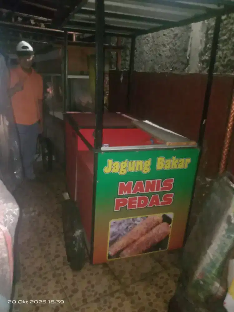 Di jual gerobak