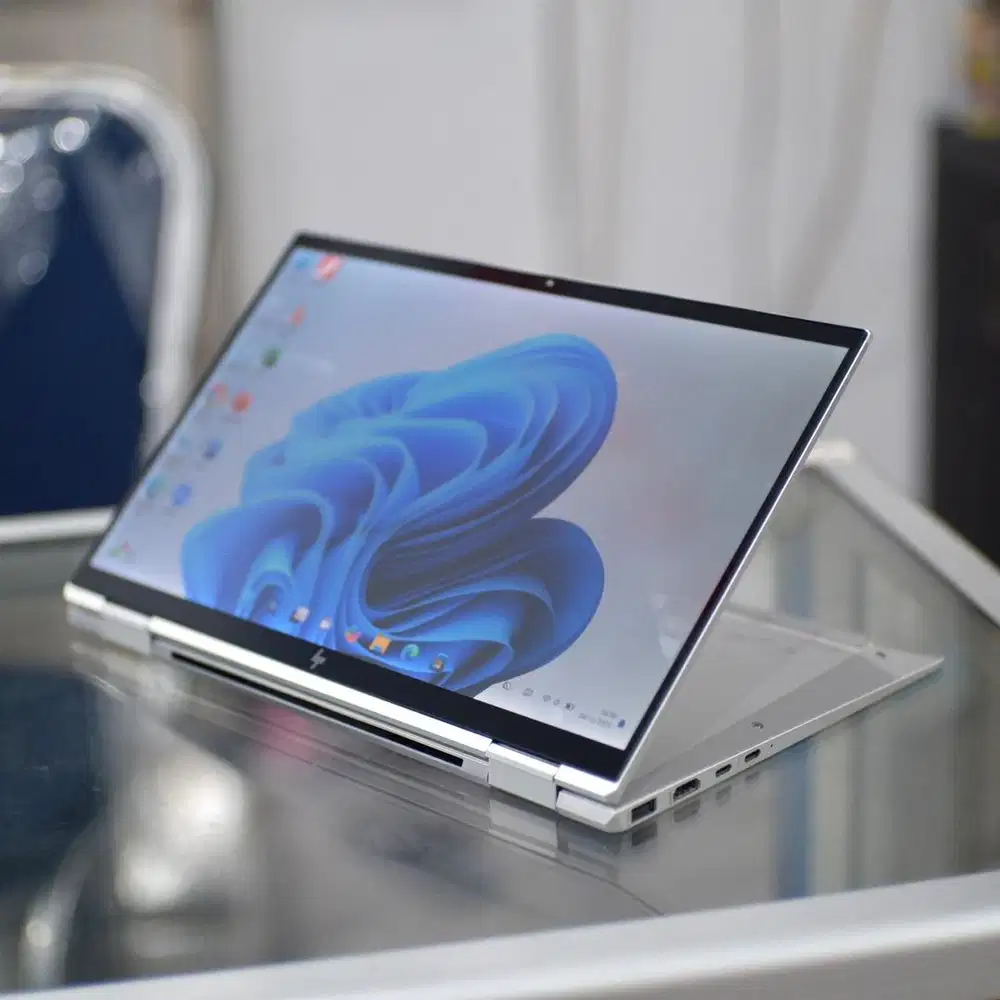 HP Elitebook x360 2-in-1 1030 G8