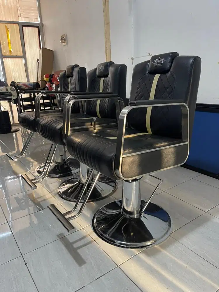Kursi barbershop hidropik bekas second bangku pangkas rambut salon mur