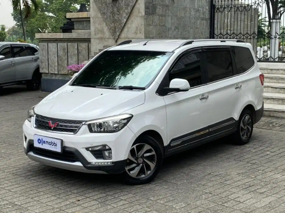 Pajak Panjang Wuling Confero S 1.5 L Bensin-MT 2018 Putih WVN