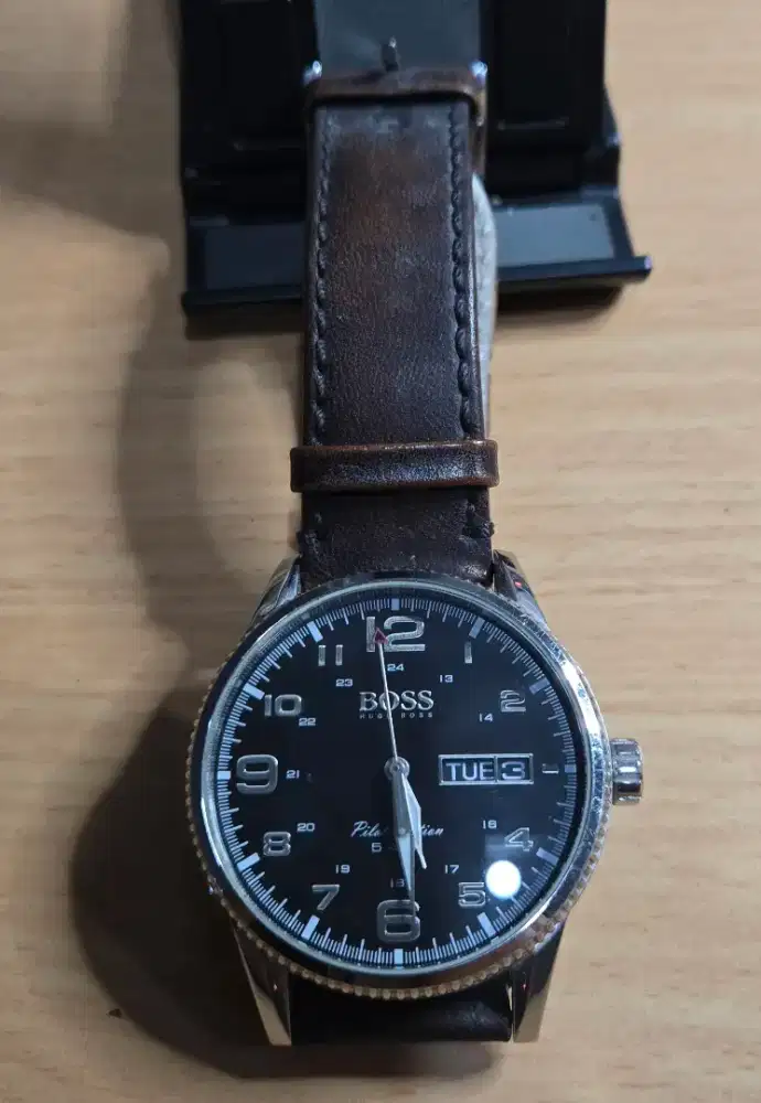 Jam tangan pria Hugo Boss Pilot Edition