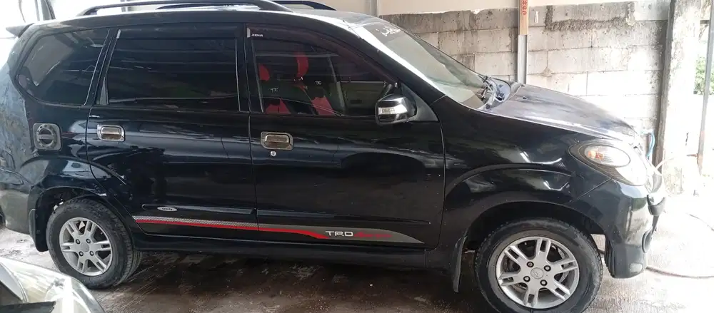 Daihatsu Xenia 2009 Bensin