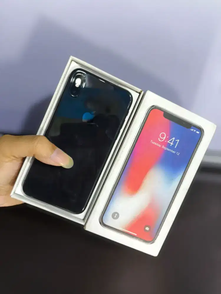 iPhone X 256GB Inter Fullset (Garansi Personal)