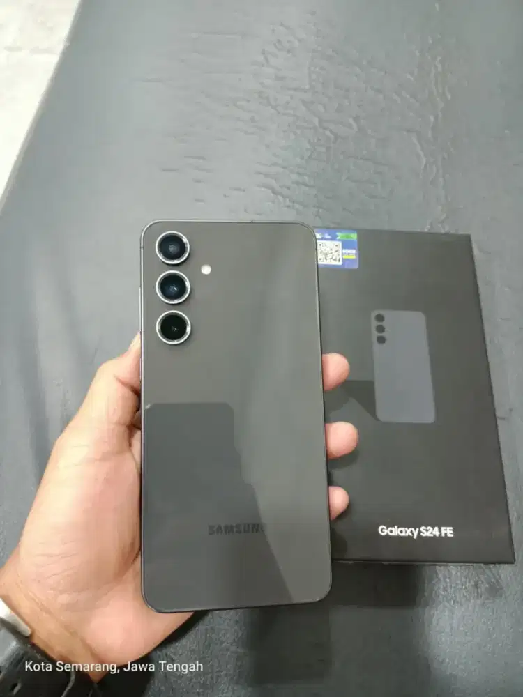 Samsung Galaxy S24 FE 8/256 Fullset (Garansi Personal)