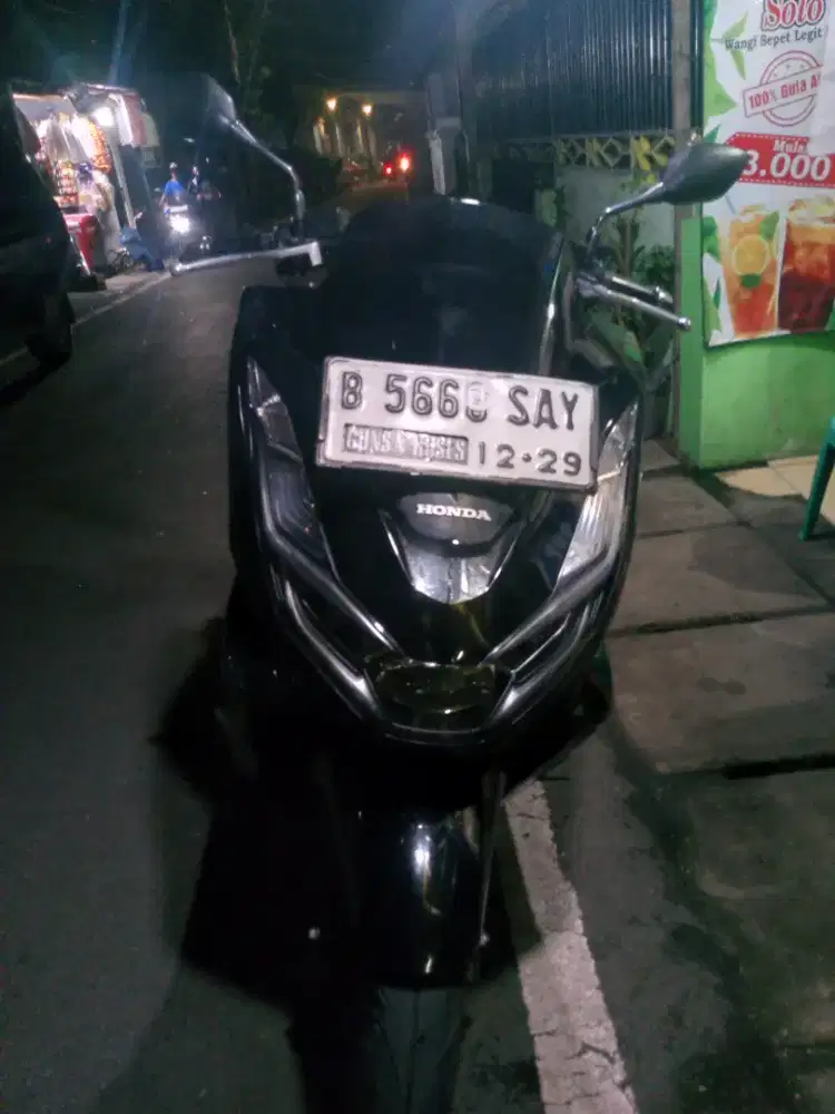 Jual pcx cbs th 2024 hitam glossy