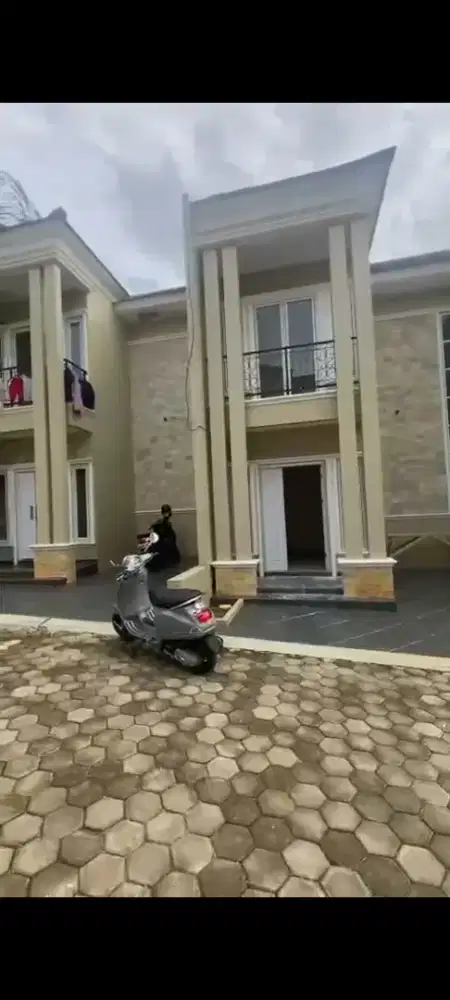 Di Jual Rumah Take Over Rumah 2 Lantai Lux GDC Depok