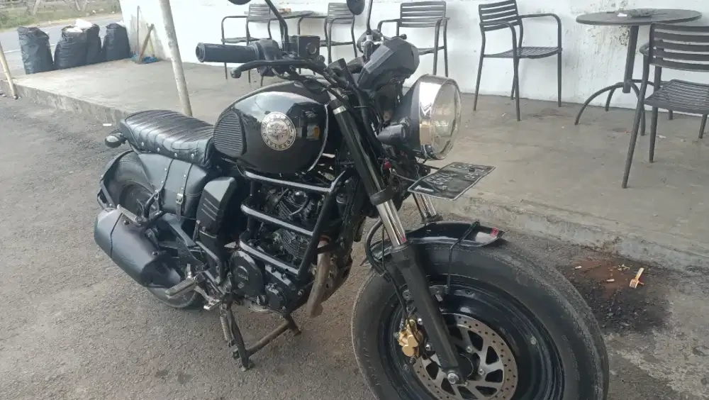 Di jual Byson castem 2012 mulus surat lengkap pajak isi