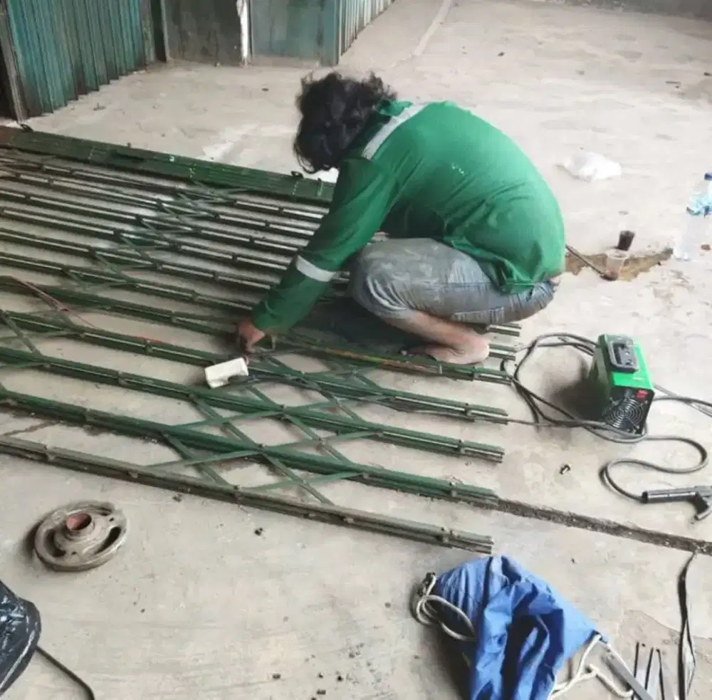 Service rolling door pondok aren Tangerang Selatan