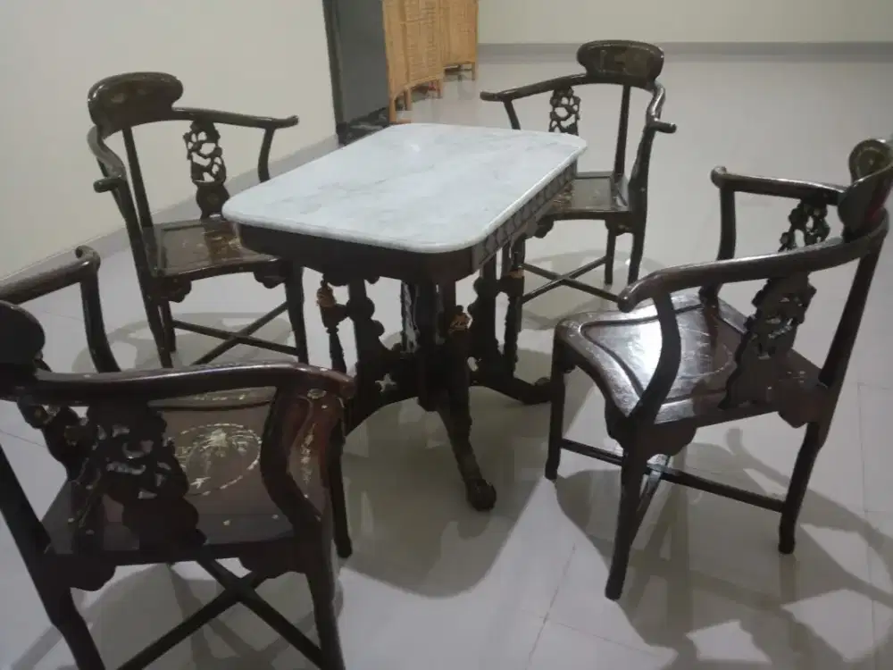 Dijual 1 set meja kanjengan antik