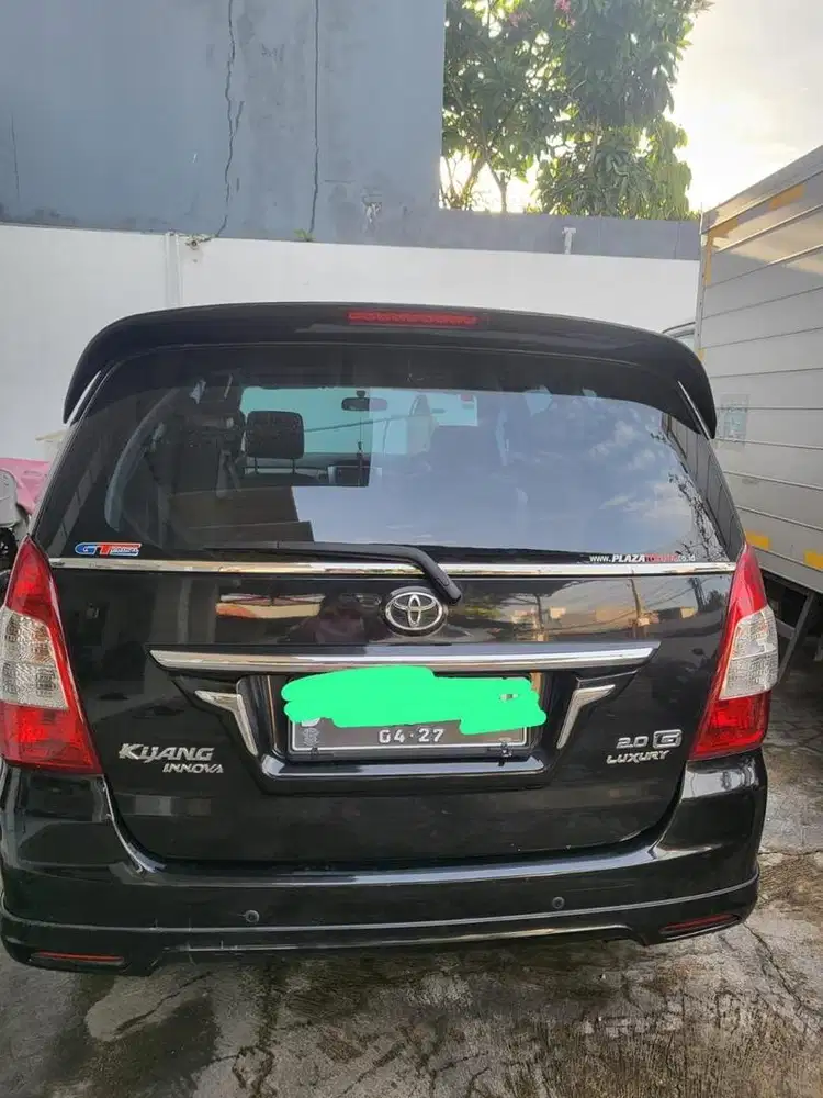 Toyota Kijang Innova G Luxury A/T 2012 Matic Hitam