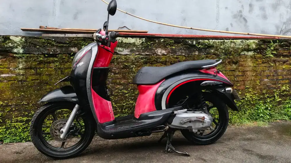 Scoopy th 2013 pajak hidup