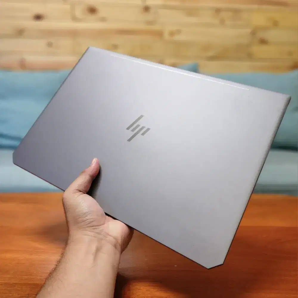 HP ZBook Studio 5 Pro Workstation Core i7 Hexacore Nvidia QUADRO