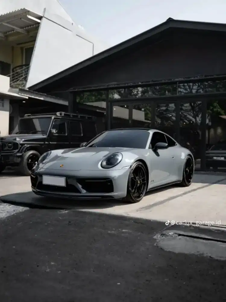 Dibutuhkan admin accounting  & sekertaris