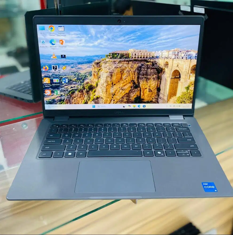 LAPTOP DELL LATITUDE  3450 INTEL CORE i5 GEN 13 BERGARANSI DL-DC