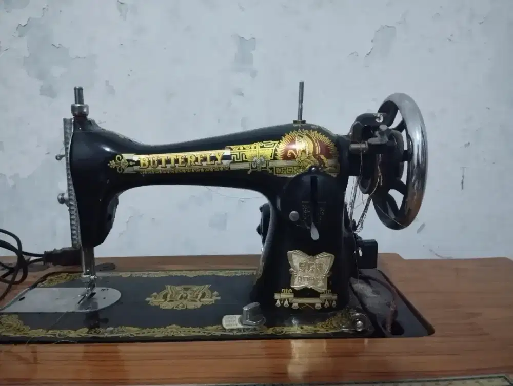 DIJUAL MESIN JAHIT KLASIK BUTTERFLY FULL SET