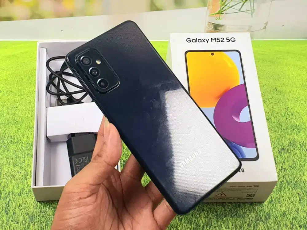 Samsung M52 5G NFC 8/128 mulus fullset Resmi SEIN