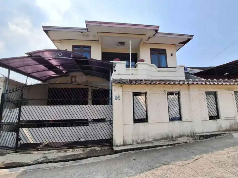 Dijual Rumah Semi Furnished Posisi Hook Siap Huni Non Cluster Di Gandul Cinere.