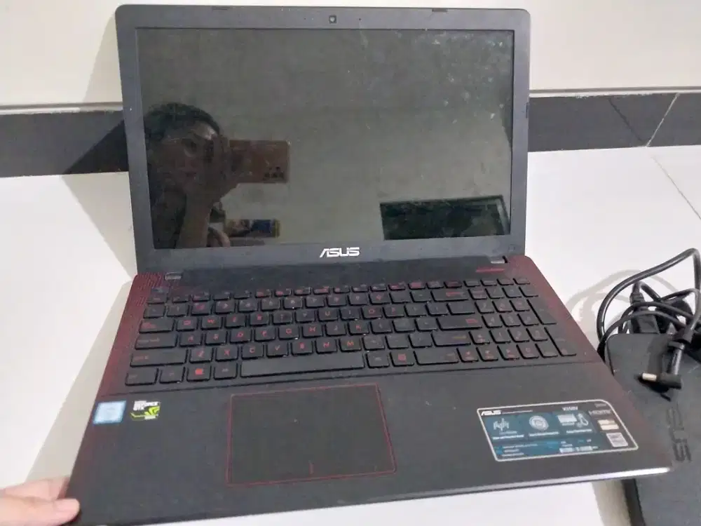 Laptop Gaming Asus X550V