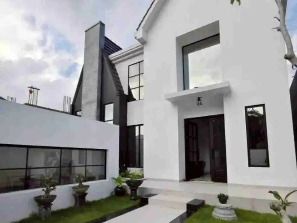 DIJUAL !!

Rumah cantik 2 Lantai Crown Hill Batam Center - AMERICAN CLASSIC STYLE