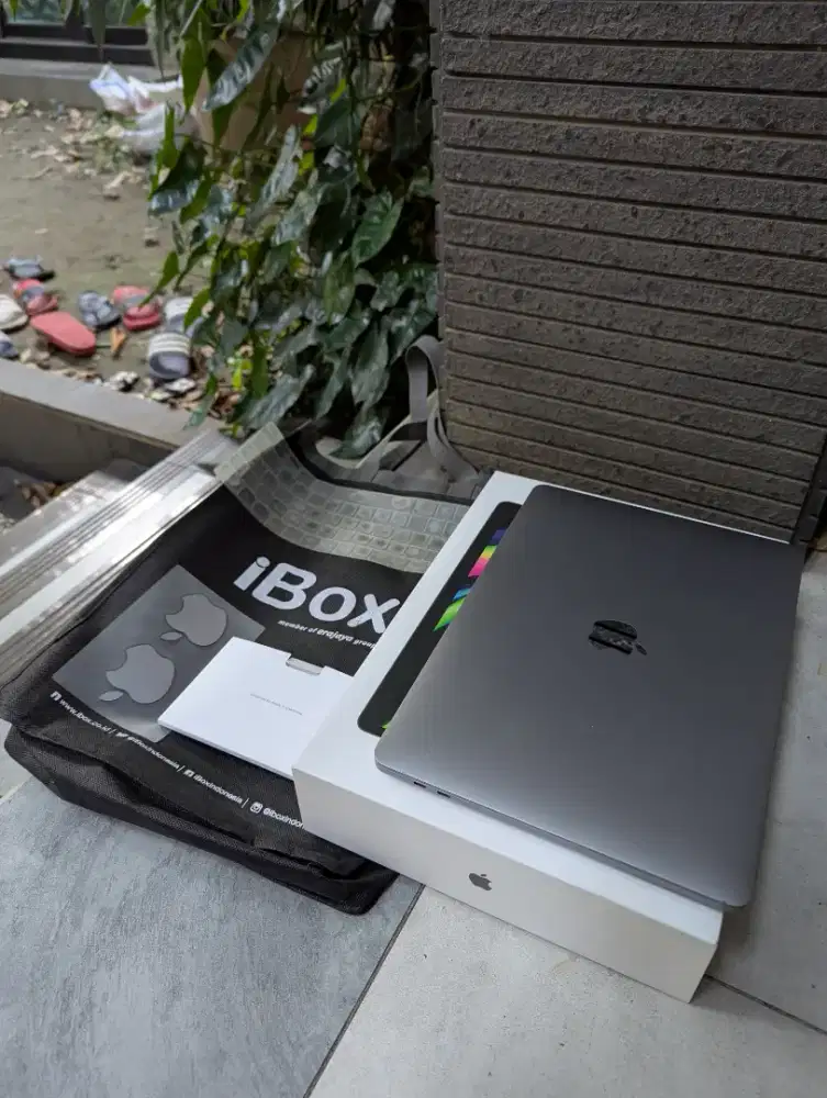 Macbook Pro M2 8/256gb Ex Ibox Fullset